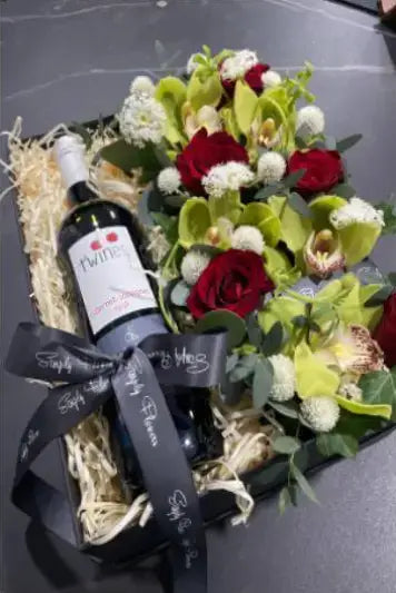 G25 - Crimson Cheers & Floral Whispers